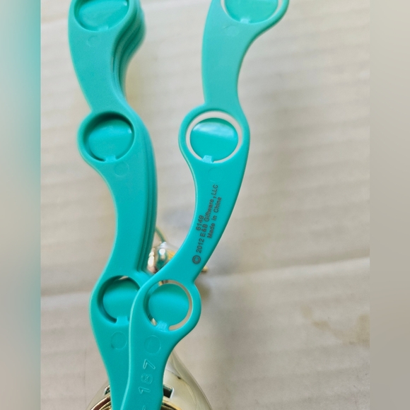 Perfect Solutions Peacock Photo Holder - Picture 8 of 12